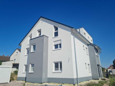 Moderne 2-ZKB Dachgeschosswohnung