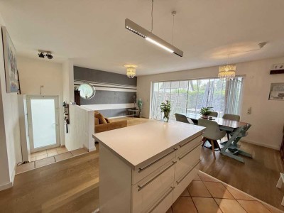Helle und offene 4-Raumwohnung mit Garten in Stadtnähe inkl. 2 Außenstellplätze