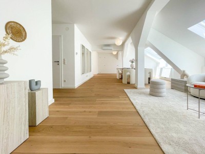 REVITALISIERTES ZINSHAUS: generalsanierte 3-Zimmerwohnung im klimatisiertem DG