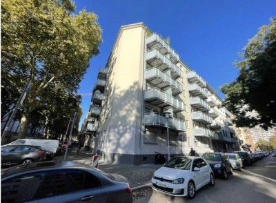 Schöne 4,5-Raum-Wohnung  mit Balkon und EBK in Mannheim mit Blick auf unteren Luisenpark