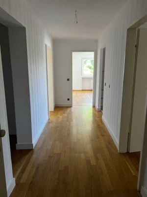 Top Lage! Gepflegte 3-Zimmer-Wohnung mit EBK im Zentrum von Baden-Baden