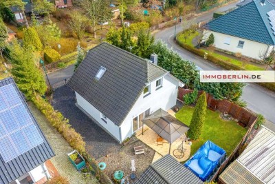 IMMOBERLIN.DE - Fantastisches Einfamilienhaus mit Südterrasse in ländlicher Lage nahe Wald & See