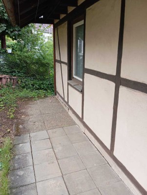 Helle 2,5-Zimmer-Erdgeschosswohnung in Stuttgart-Plieningen