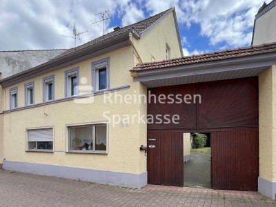 Wohnhaus & Scheune auf großem Grundstück in zentraler Lage!