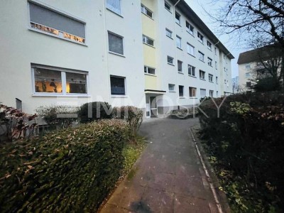 ** Großzügige Etagenwohnung in Steinbach **