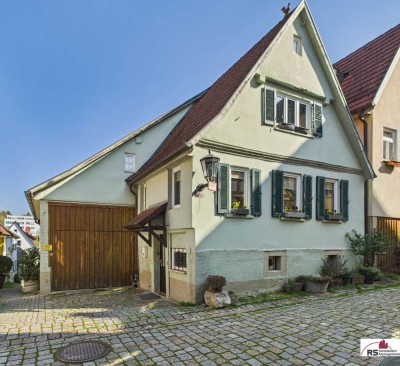 Haus mit Garage und Stellplatz in der schönen Altstadt von Marbach