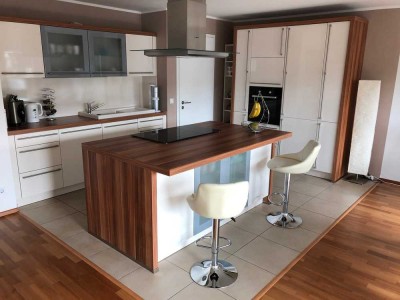 Moderne Wohnung in bester Lage Weinheims mit unverbaubarem Altstadtblick