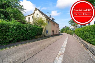 Kleines Wohnhaus (DHH) mit zwei Einheiten und Investitionsbedarf