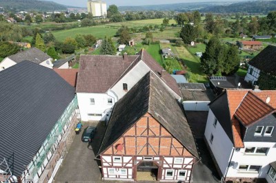 Charmantes Zweifamilienhaus mit historischem Flair und modernem Komfort in Lauenförde!