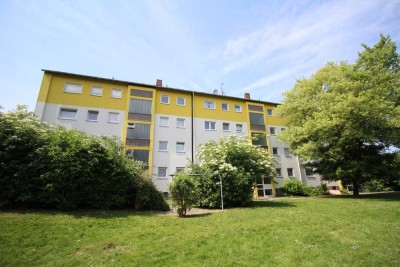 **Frisch Renovierte 2 Zimmer Wohnung mit Südbalkon!**