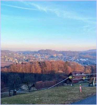 ...wo andere Urlaub machen **Ferienhaus/ Wohnhaus mit wunderschöner Aussicht.