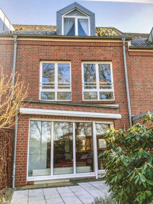Sülldorf/Blankenese Sehr gepflegtes Reihenhaus in wunderbarer Lage