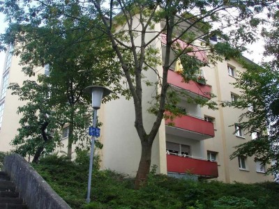 3 Zimmer Wohnung mit Balkon