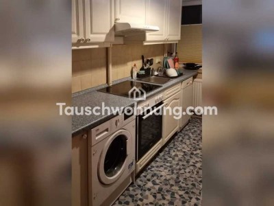 Tauschwohnung: 2-Zimmer-Wohnung (Altbau+Balkon+Badewanne)