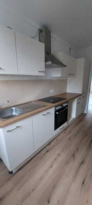 Kreativ leben im Künstlerviertel – Helle 2-Raumwohnung mit Balkon und moderner Küche!