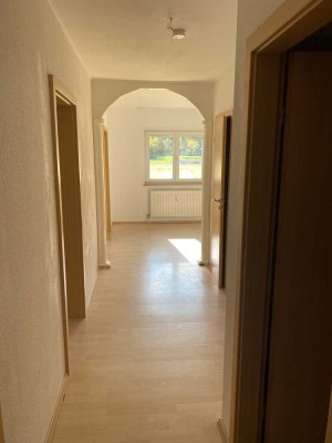 Helle 3,5-Zimmer Wohnung mit Balkon im EG in Pforzheim-Buckenberg