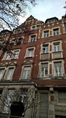 Schöne und modernisierte 4,5-Raum-Erdgeschosswohnung in Offenbach am Main