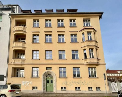 Denkmalschutz: Kapitalanlage mit Stil – 2-Zimmer-Altbauwohnung in der Südvorstadt Leipzigs