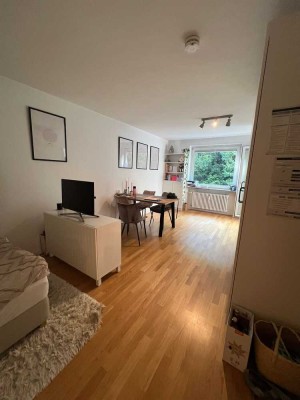 Gegenüber vom Kurpark / gut geschnittene 1 Zimmerwohnung mit Balkon und Stellplatz