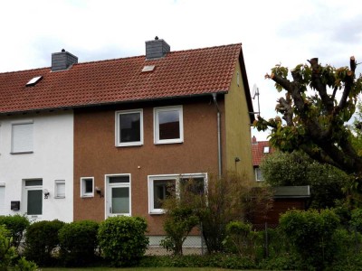bezugsfreies Einfamilienreihenendhaus in 38640 Goslar in guter Lage