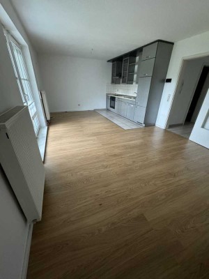 Attraktive 1-Zimmer-EG-Wohnung mit EBK in Grevenbrück
