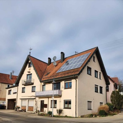 Moderne, großzügige, komplett sanierte 5 1/2-Zimmer-Wohnung in Gerstetten-Dettingen