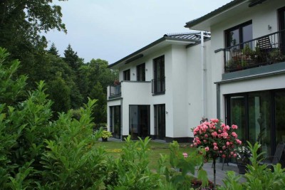 Exklusive und zentrumsnahe Wohnung in moderner Stadtvilla