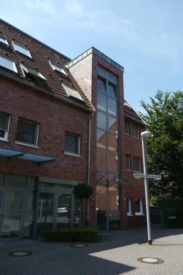 Freundliche 3-Zimmer-DG-Wohnung mit Balkon in Münster
