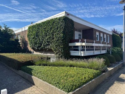 Bungalow mit hochwertiger Ausstattung in begehrter, ruhiger Lage