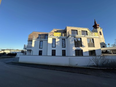 NEUE 4 ZIMMERWOHNUNG MIT GROßZÜGIGER TERRASSE &amp; GARTEN