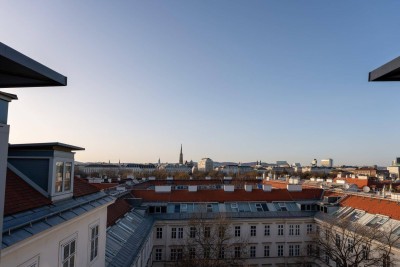 Exklusive Dachgeschoßwohnung mit Terrasse und Kamin beim Stadtpark – Ihr neuer Wohntraum!