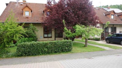 Doppelhaushälfte,sonnig und ruhig gelegen!