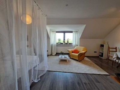 Modernisierte 1-Zimmer-Wohnung mit EBK in Moorenweis