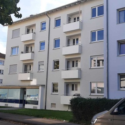 alles NEU -  3 Zi Whg frisch renoviert!!!