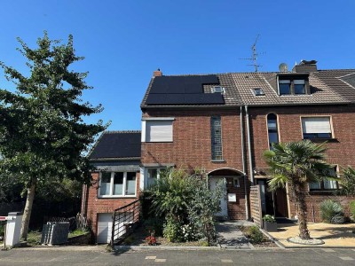 Reihenendhaus mit Garten in St. Tönis