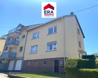 EIN,- BIS ZWEIFAMILIENHAUS, MEHRGENERATIONENHAUS, RUHIGE NEBENSTRASSE, IN RIEGELSBERG