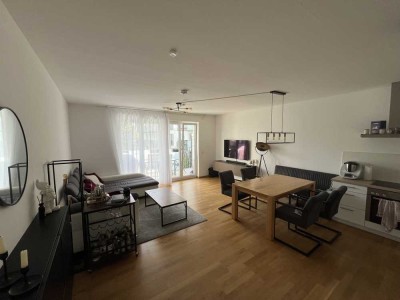 2-Zimmer-Wohntraum mit 2 Balkonen, Tiefgarage und Blick ins Grüne im Europaviertel
