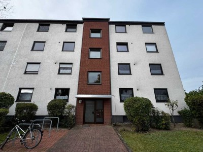 3 Zimmer Wohnung mit Balkon und 2 Garage in Burgdorf