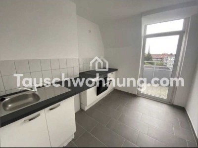 Tauschwohnung: Modernisierte 2 Whg, Balkon, Toplage