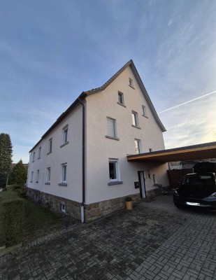 Willkommen in Ihrem neuen Zuhause! Liebevoll und  hochwertig sanierte, große Doppelhaushälfte