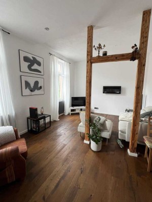 Top Lage! Sanierte 2,5 - 3 Zimmerwohnung im beliebten Nordend!