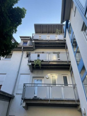 3-Raum-Wohnung mit Balkon und EBK in Rottenburg am Neckar, Bahnhofstraße