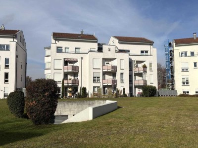 Exklusive, teilmöblierte 4-Zimmer-Maisonettewohnung mit zwei Balkonen und Kachelofen in Leutkirch