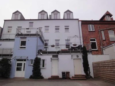 schöne, gepflegte 2-Zi DG Wohnung in Rendsburg