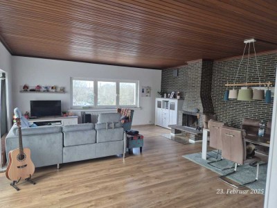 +++ Schöne Penthouse Wohnung mit Aufzug bis in die Wohnung & großer Dachterrasse ++++