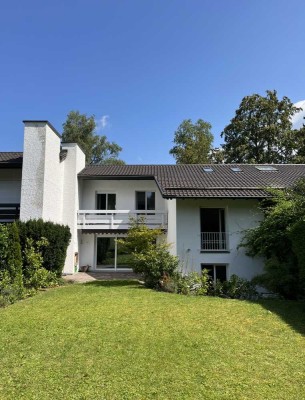 Wohnen am Waldrand Grünwald!  Hausensemble in Splitt Level-Bauweise und absolut ruhiger Lage