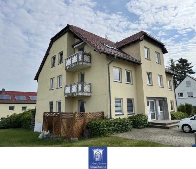 Individuell Wohnen im Dachgeschoss mit Balkon - Ruhige grüne Umgebung!