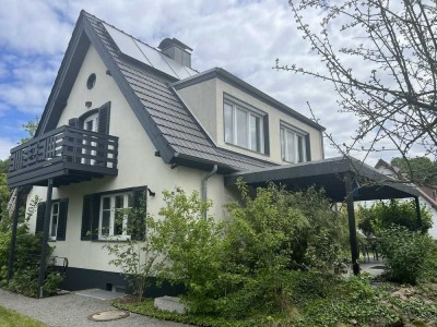 ---Reserviert:--- Energetisch saniertes EFH mit traumhaften Garten