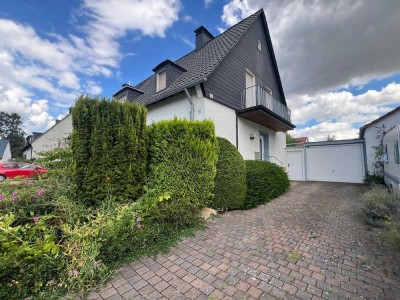 Elegantes Einfamilienhaus (DHH) mit Charme, Platz und Traumgrundstück in Kamen-Heeren