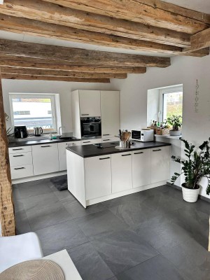 � Sonnige Maisonette-Wohnung mit großer Terrasse in Karrösten zu vermieten!
